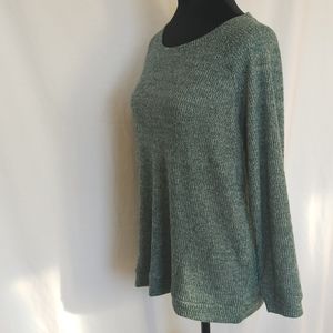 Muk Luks Women's Size Medium Light Green Pullover Top with 2 Pockets Comfy Cozy